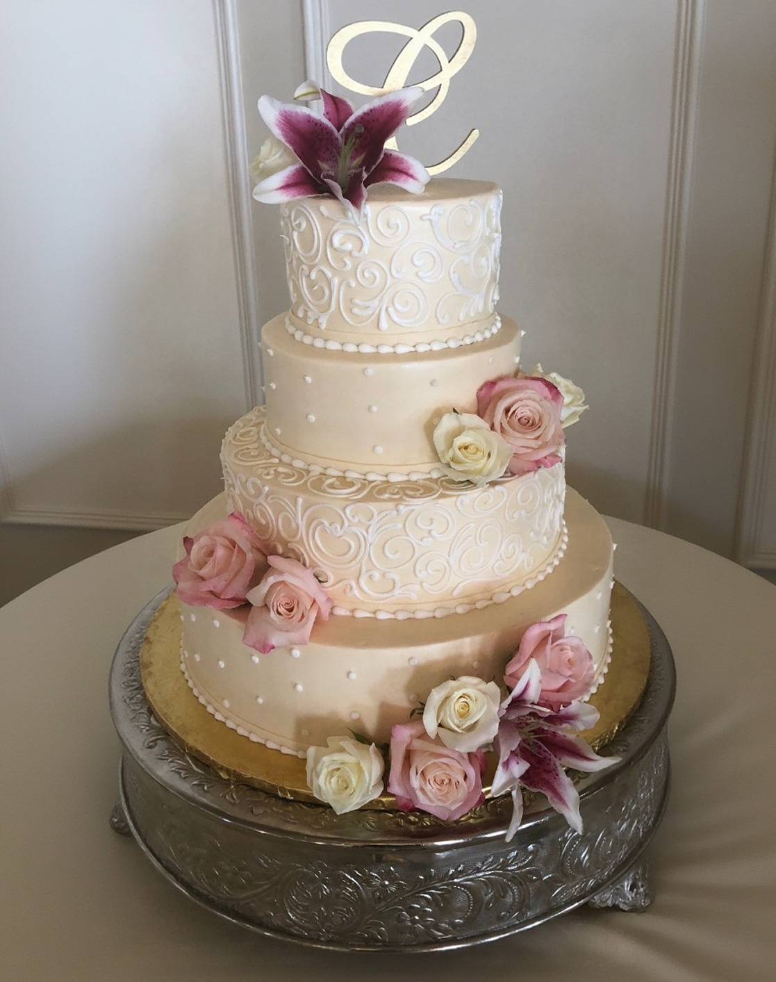 Design - CH3-INC (Fresh Flowers = Extra Fee)